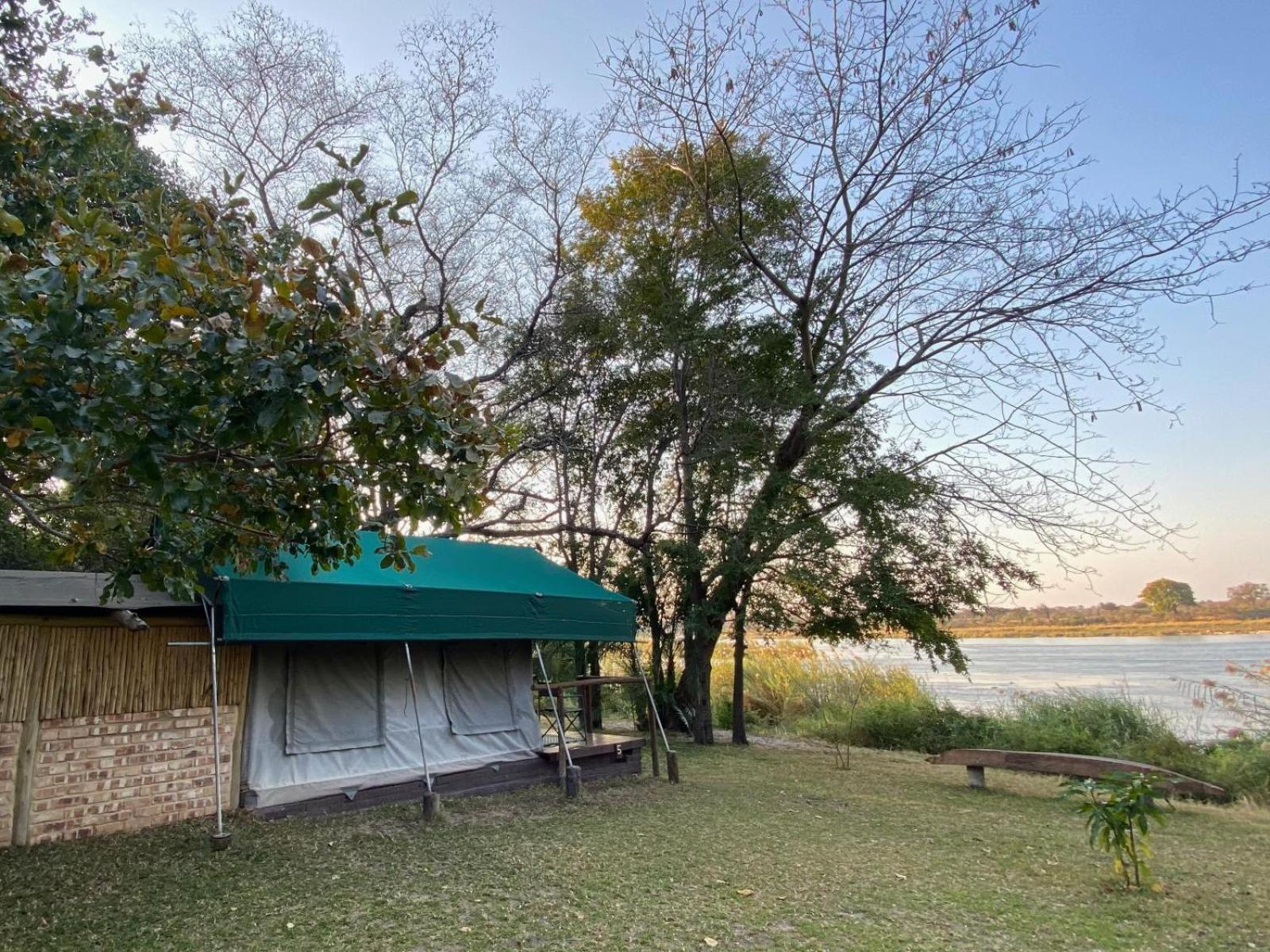 Ndhovu Safari Lodge Mahango Ngoại thất bức ảnh
